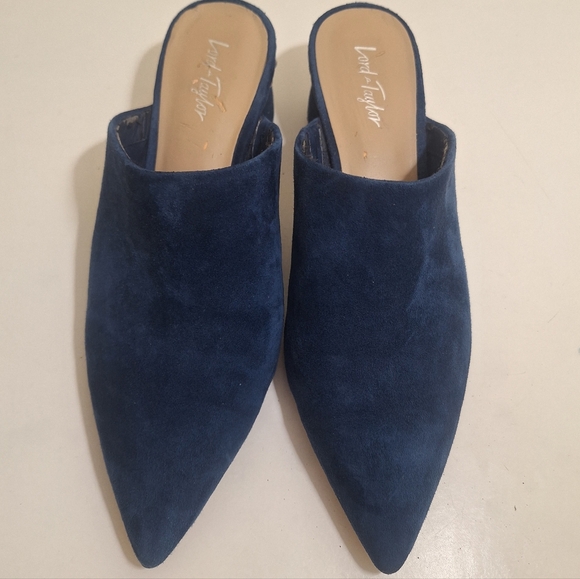Lord & Taylor Pearl Trim Round Block Heal Nave Blue Suede Mules Size 9 - Picture 2 of 12